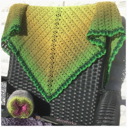 Small shawl made in Whirl Key Lime Pi.